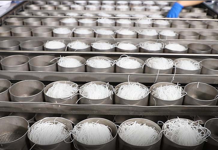 速食粉絲生產(chǎn)線設(shè)備怎么選？