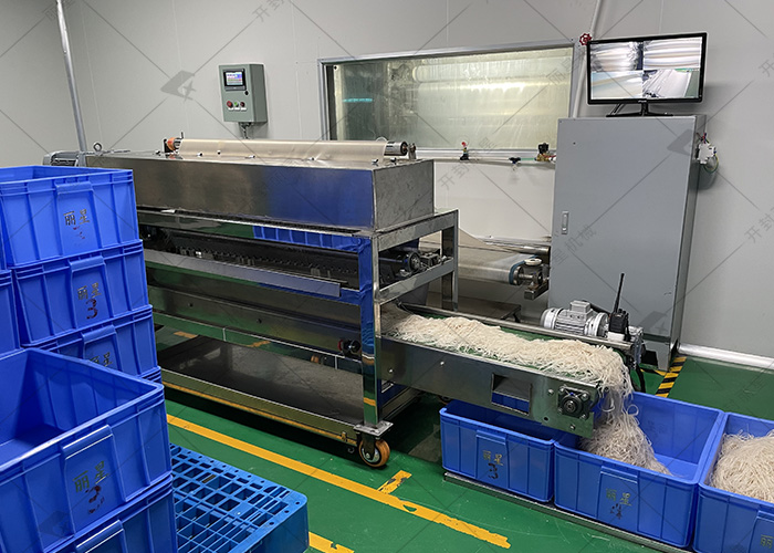 搞懂麗星速食粉絲設(shè)備生產(chǎn)流程，吃酸辣粉更安心